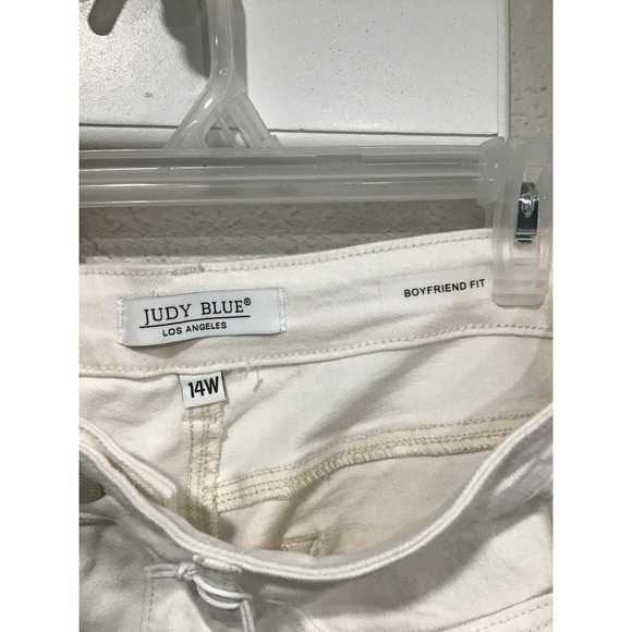 NWT Judy Blue Cheryl High Rise Cuffed Boyfriend White Denim Jeans 14W Stretch - Picture 4 of 8